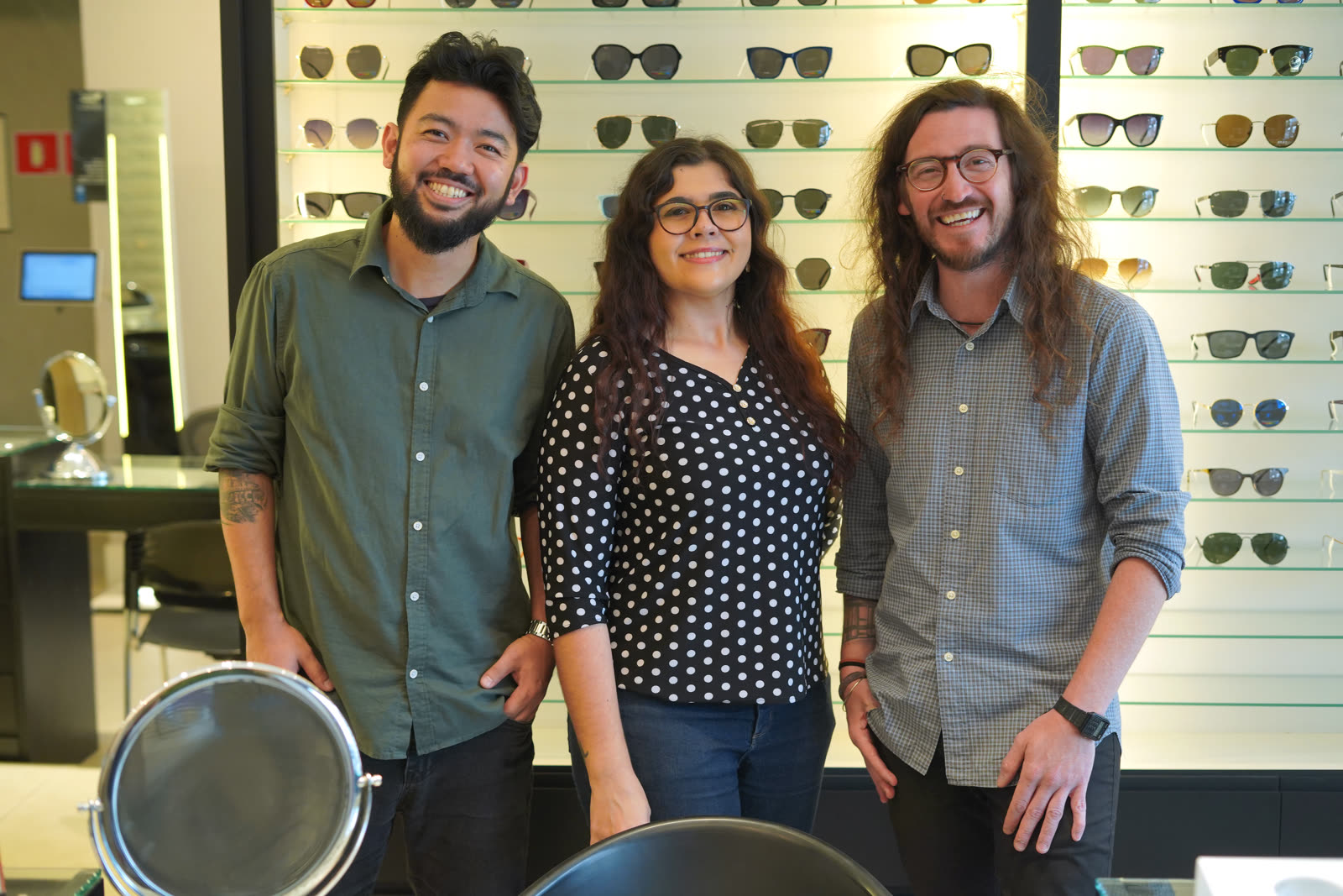 Equipe da ease ótica na loja em Pinheiros